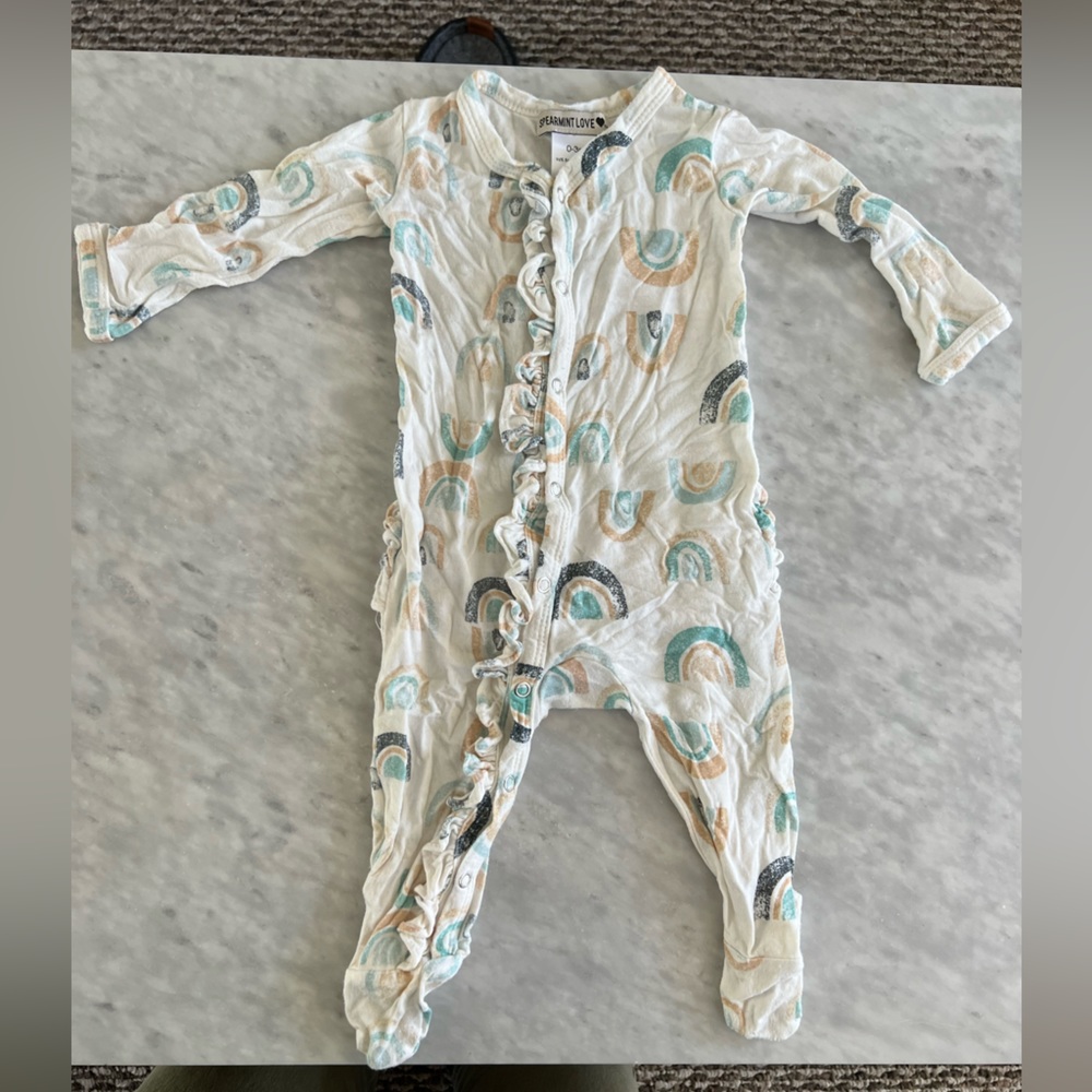 SpearmintLove - TWO PACK of boho rainbows snap bamboo footies - 0-3months - Picture 5 of 8